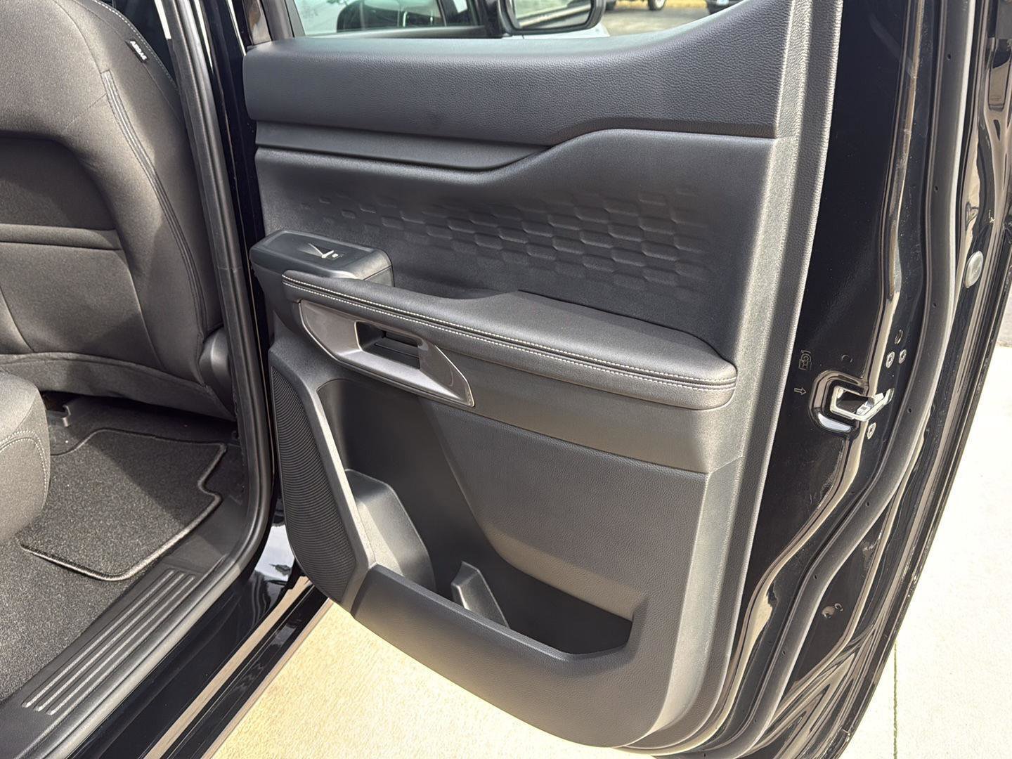 New 2025 Ford Ranger XLT w/ Equipment Group 301A High image 13