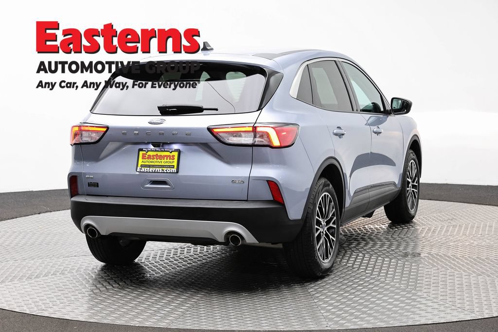 Used 2022 Ford Escape SE w/ Convenience Package FWD image 5