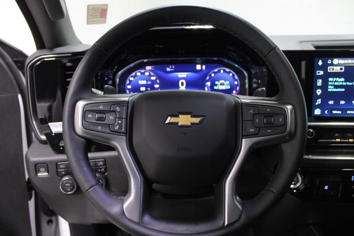 Used 2024 Chevrolet Silverado 1500 LTZ w/ LTZ Premium Package AWD/4WD image 39