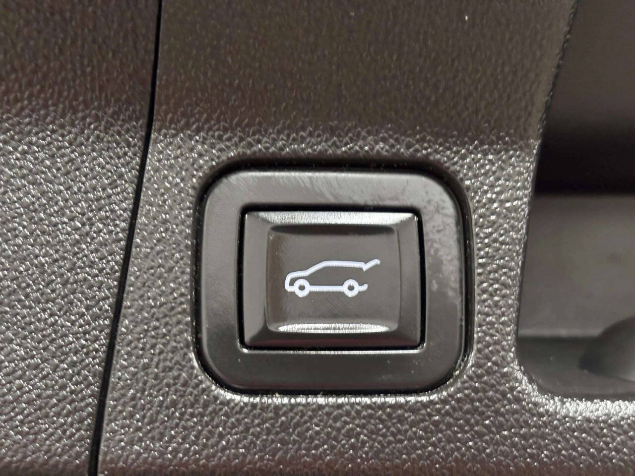 Used 2019 GMC Acadia SLE AWD/4WD image 7
