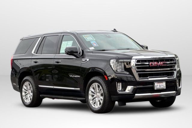 Used 2022 GMC Yukon SLT w/ SLT Luxury Package image 3