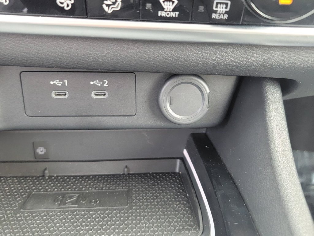 Used 2024 Nissan Rogue SL AWD/4WD image 22