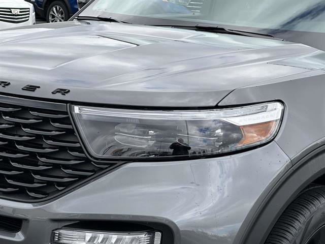 Used 2024 Ford Explorer ST-Line w/ Class IV Trailer Tow Package AWD/4WD image 7
