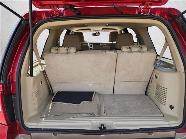 Used 2014 Ford Expedition XLT w/ Equipment Group 202A AWD/4WD image 7