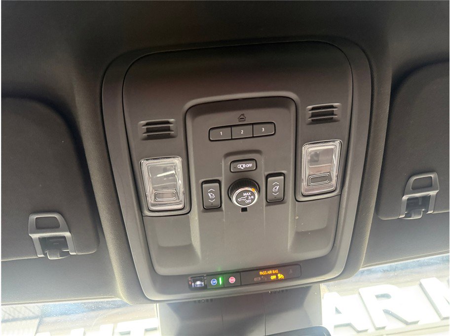 Used 2021 Cadillac Escalade Luxury AWD/4WD image 23
