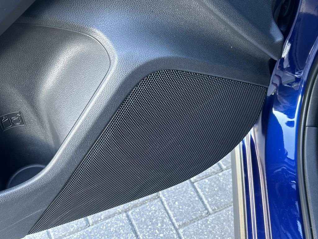 Certified 2025 Subaru Crosstrek 2.0i Premium w/ Popular Package #4 image 19