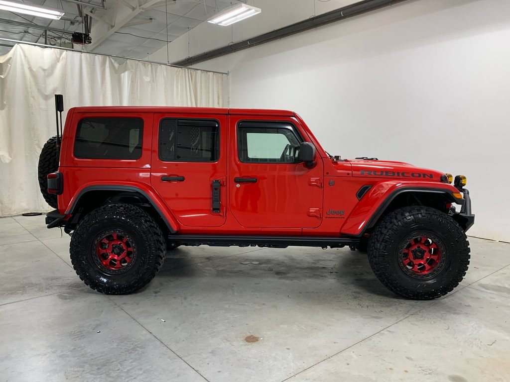 Used 2024 Jeep Wrangler Unlimited Rubicon AWD/4WD image 11