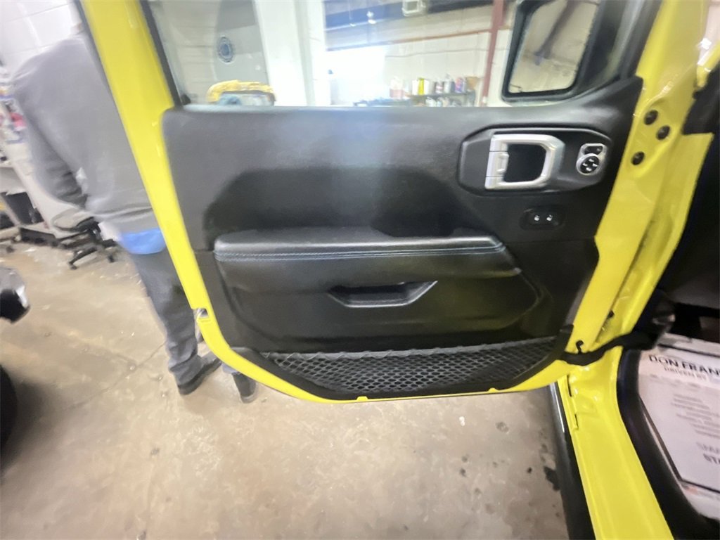 Used 2022 Jeep Wrangler Unlimited Rubicon 4xe w/ Cold Weather Group image 13