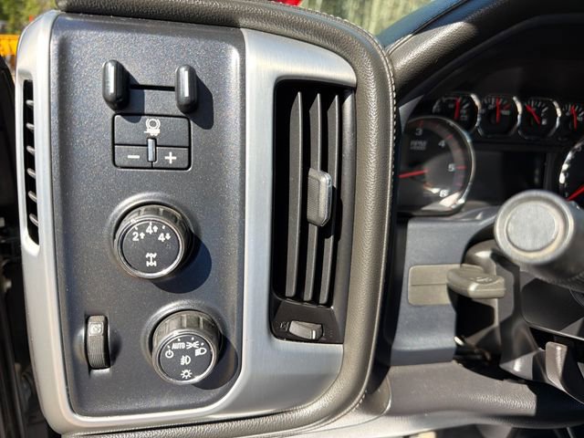 Used 2016 GMC Sierra 3500 SLE w/ SLE Preferred Package AWD/4WD image 18