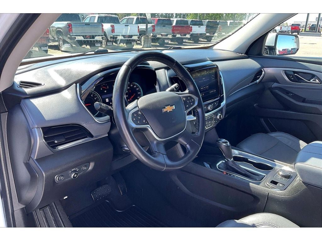 Used 2020 Chevrolet Traverse Premier AWD/4WD image 16