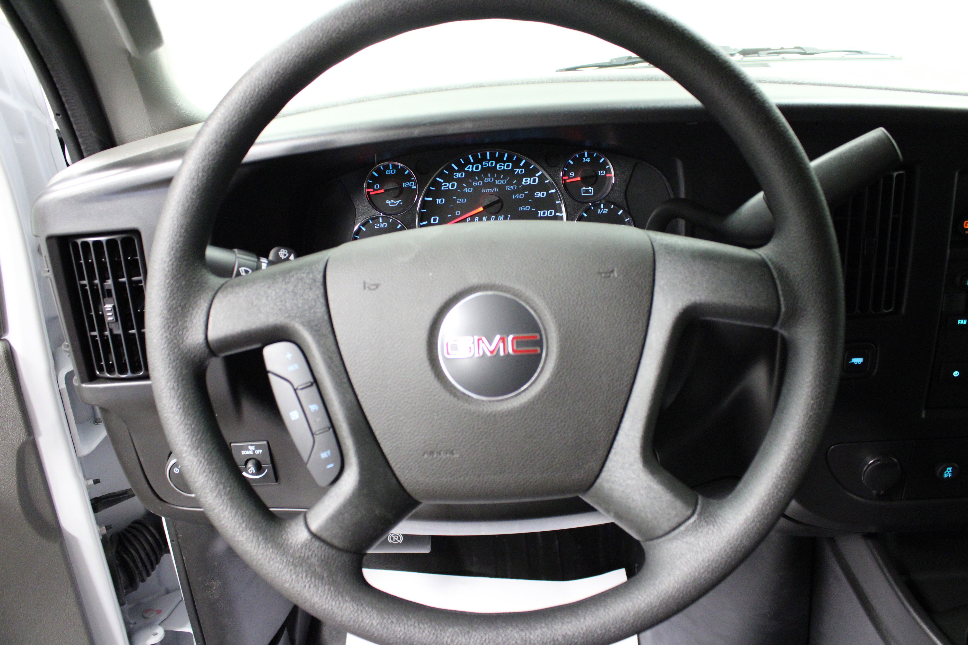 New 2026 GMC Savana 2500 Extended RWD image 16
