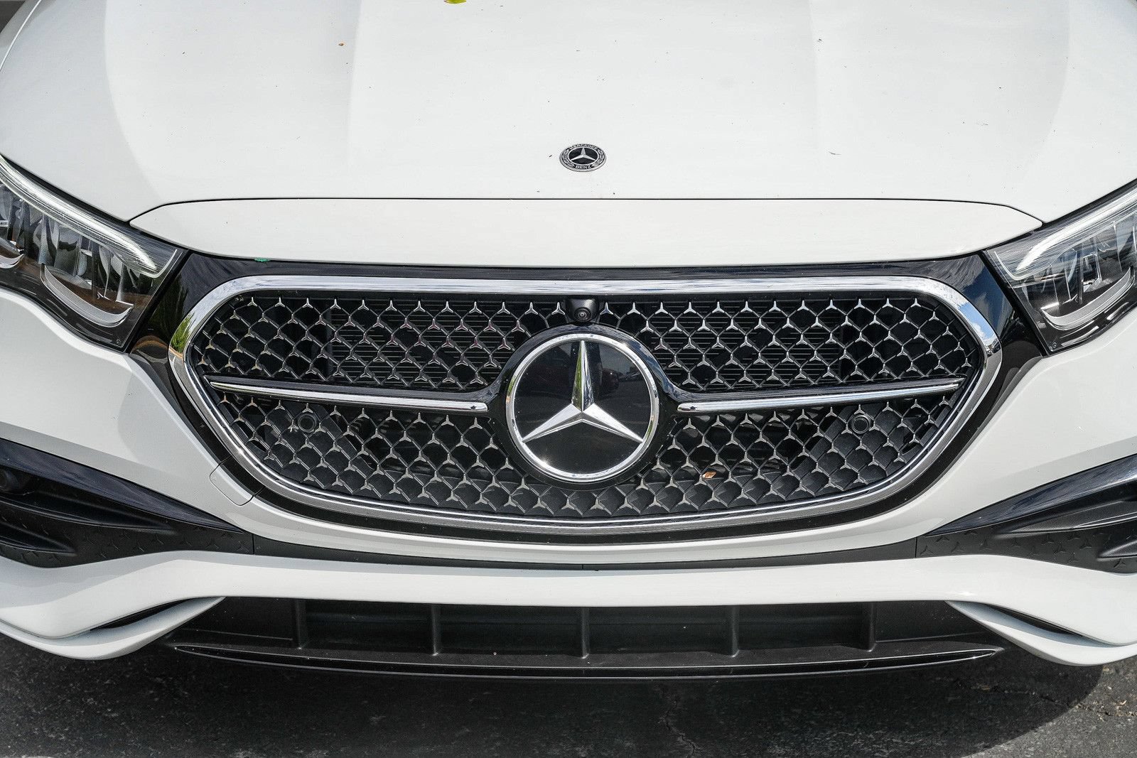 Certified 2024 Mercedes-Benz E 350 4MATIC Sedan image 7