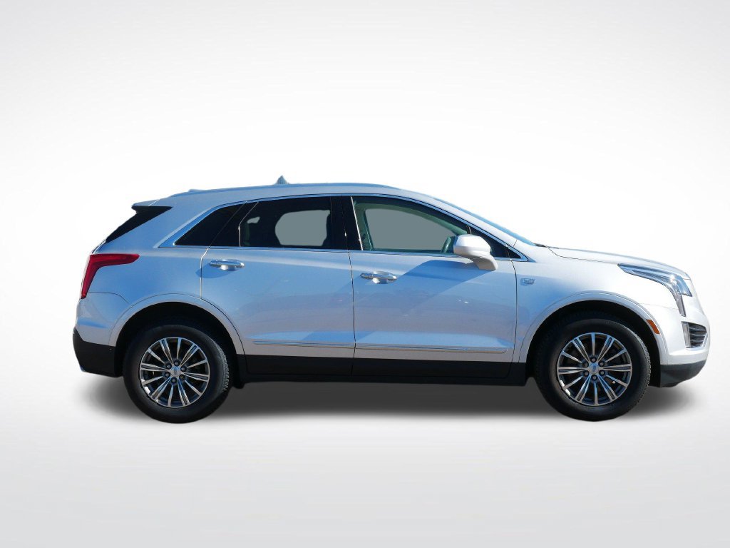 Used 2019 Cadillac XT5 Luxury AWD/4WD image 2