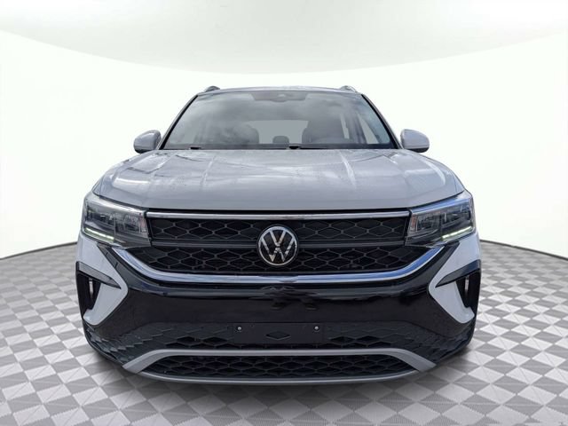 Used 2024 Volkswagen Taos SE FWD image 7