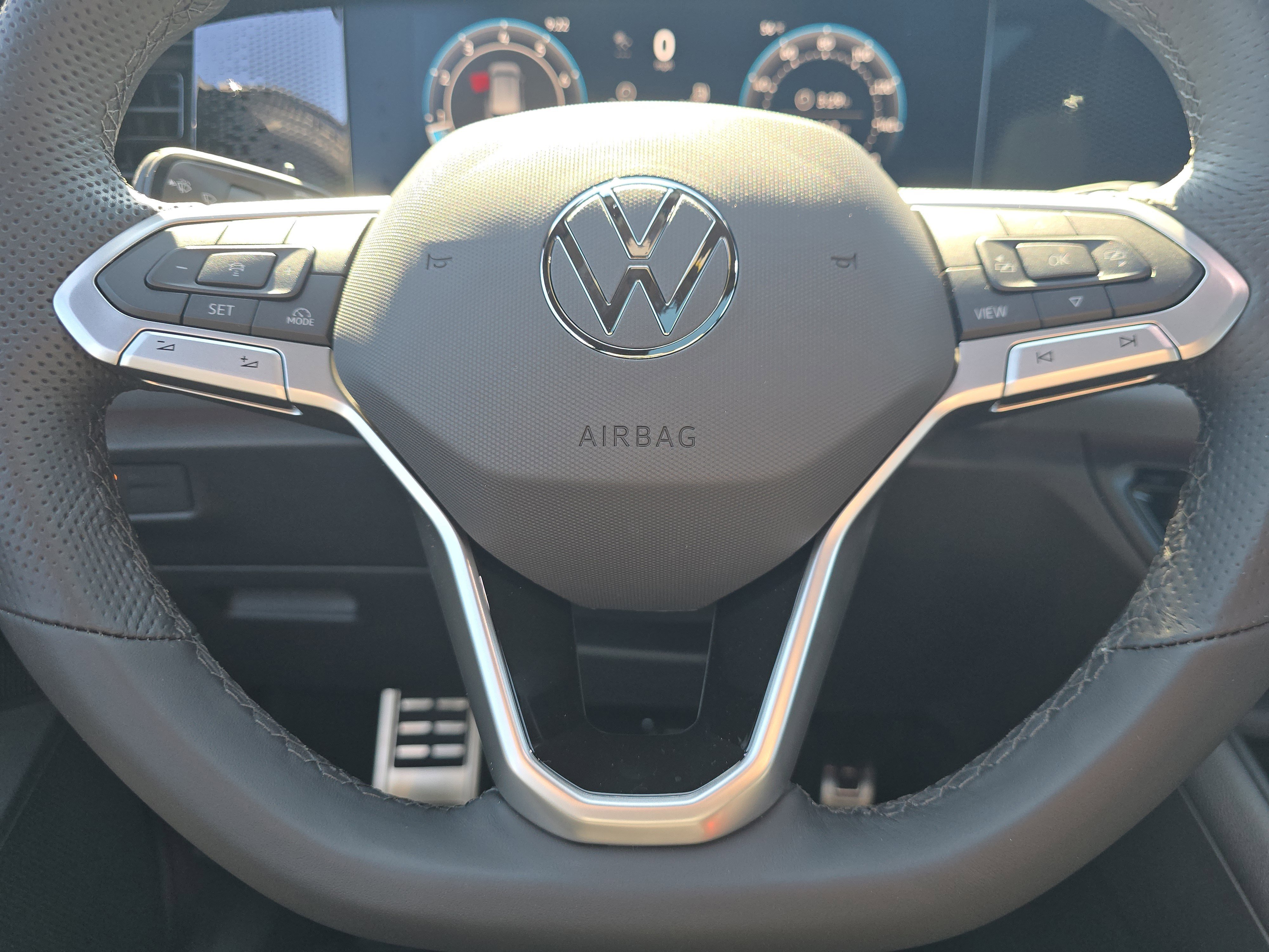 New 2026 Volkswagen Tiguan SE R-Line AWD/4WD image 20