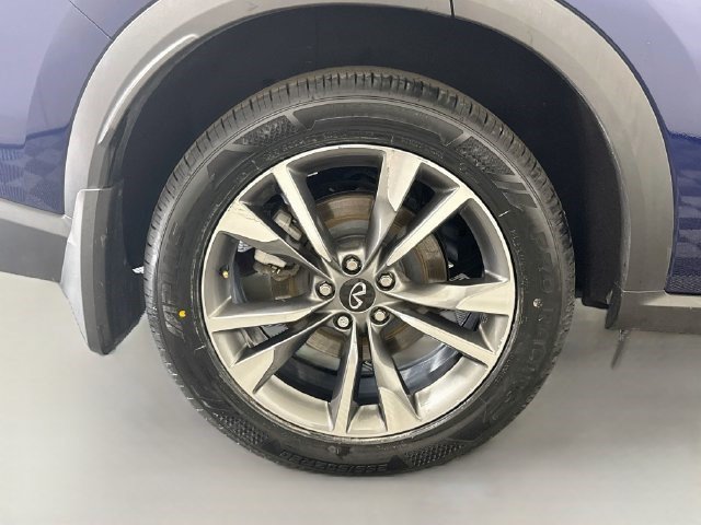 Used 2023 INFINITI QX60 Luxe w/ Performance Audio Package AWD/4WD image 32