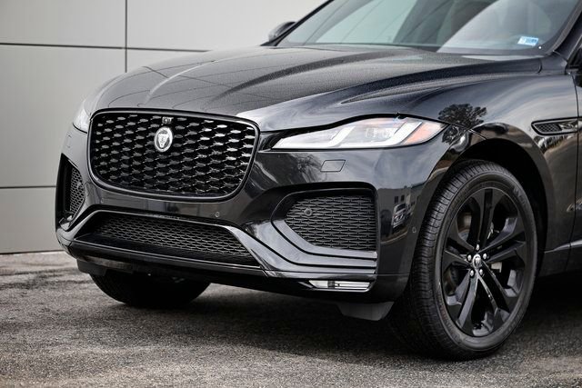 New 2026 Jaguar F-PACE R-Dynamic S AWD/4WD image 2
