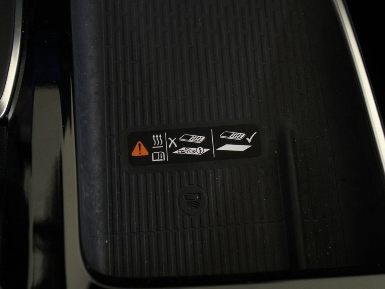 Used 2025 Buick Enclave Sport Touring FWD image 21
