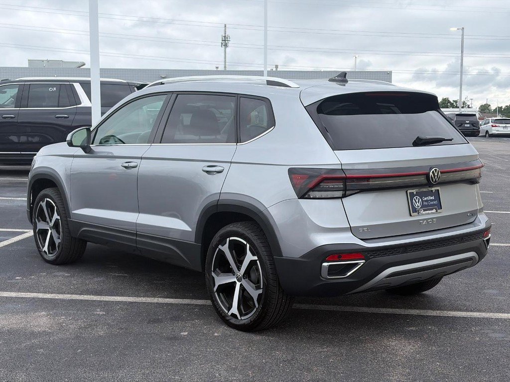 Certified 2025 Volkswagen Taos SEL AWD/4WD image 8