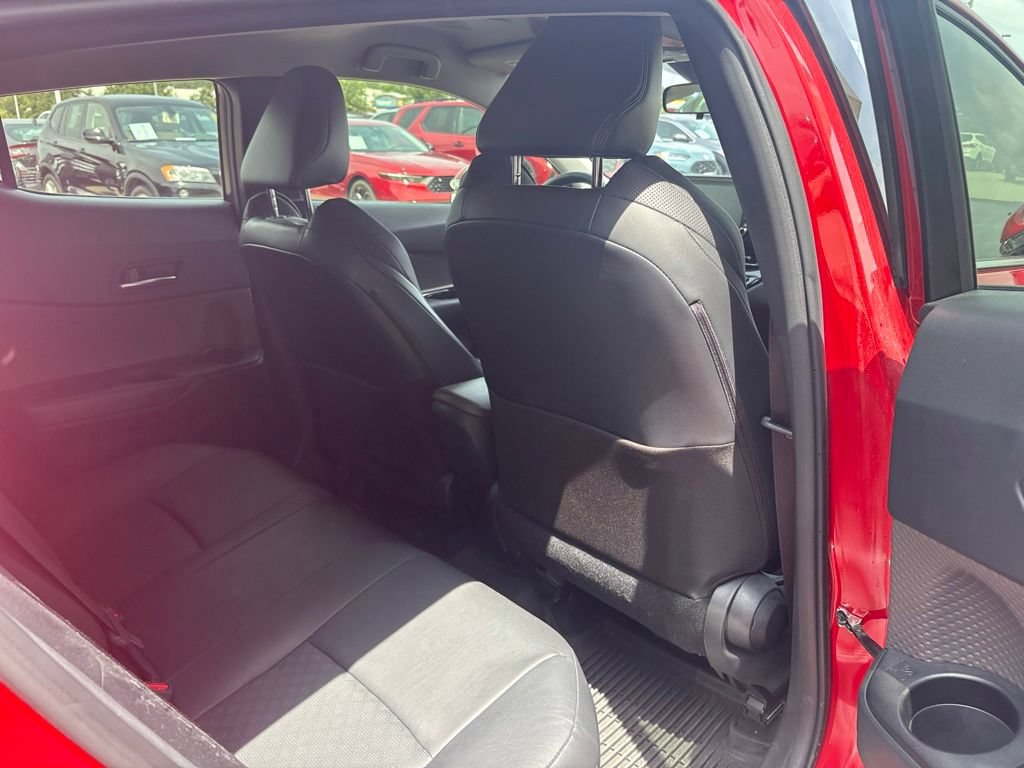 Used 2020 Toyota C-HR Limited FWD image 28