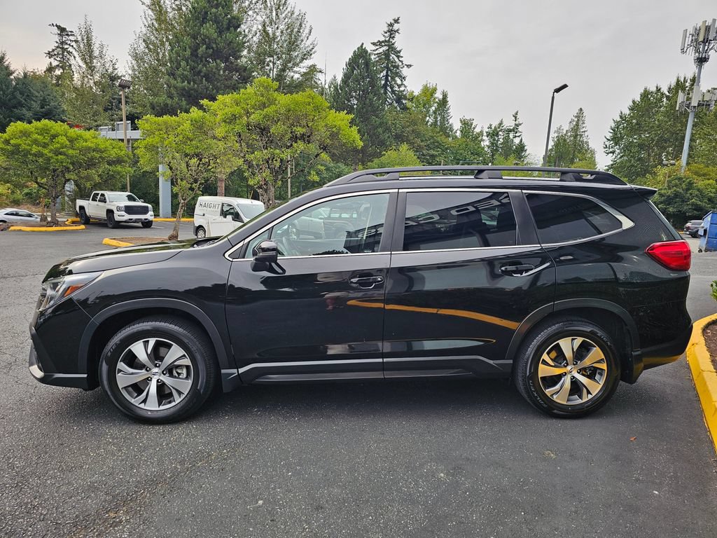 Used 2023 Subaru Ascent Premium w/ Convenience Package AWD/4WD image 4
