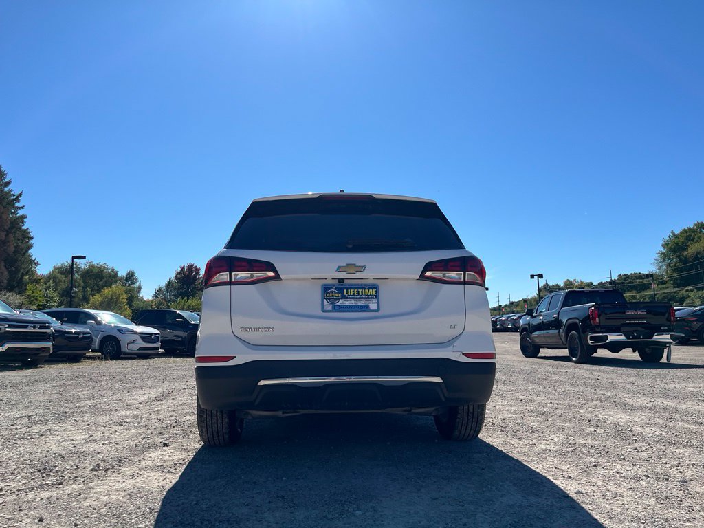 Used 2022 Chevrolet Equinox LT FWD image 9