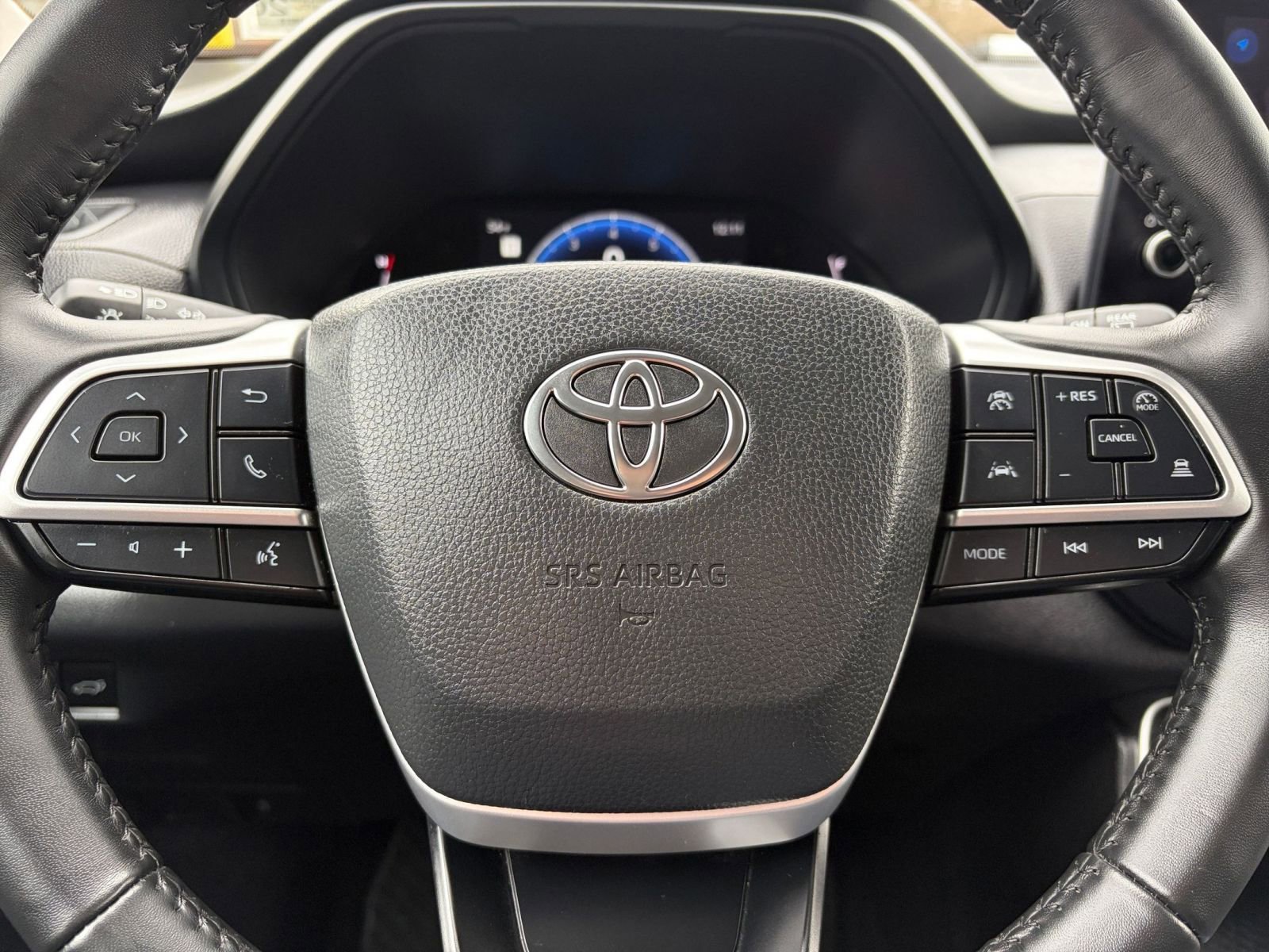 Used 2025 Toyota Grand Highlander FWD image 28