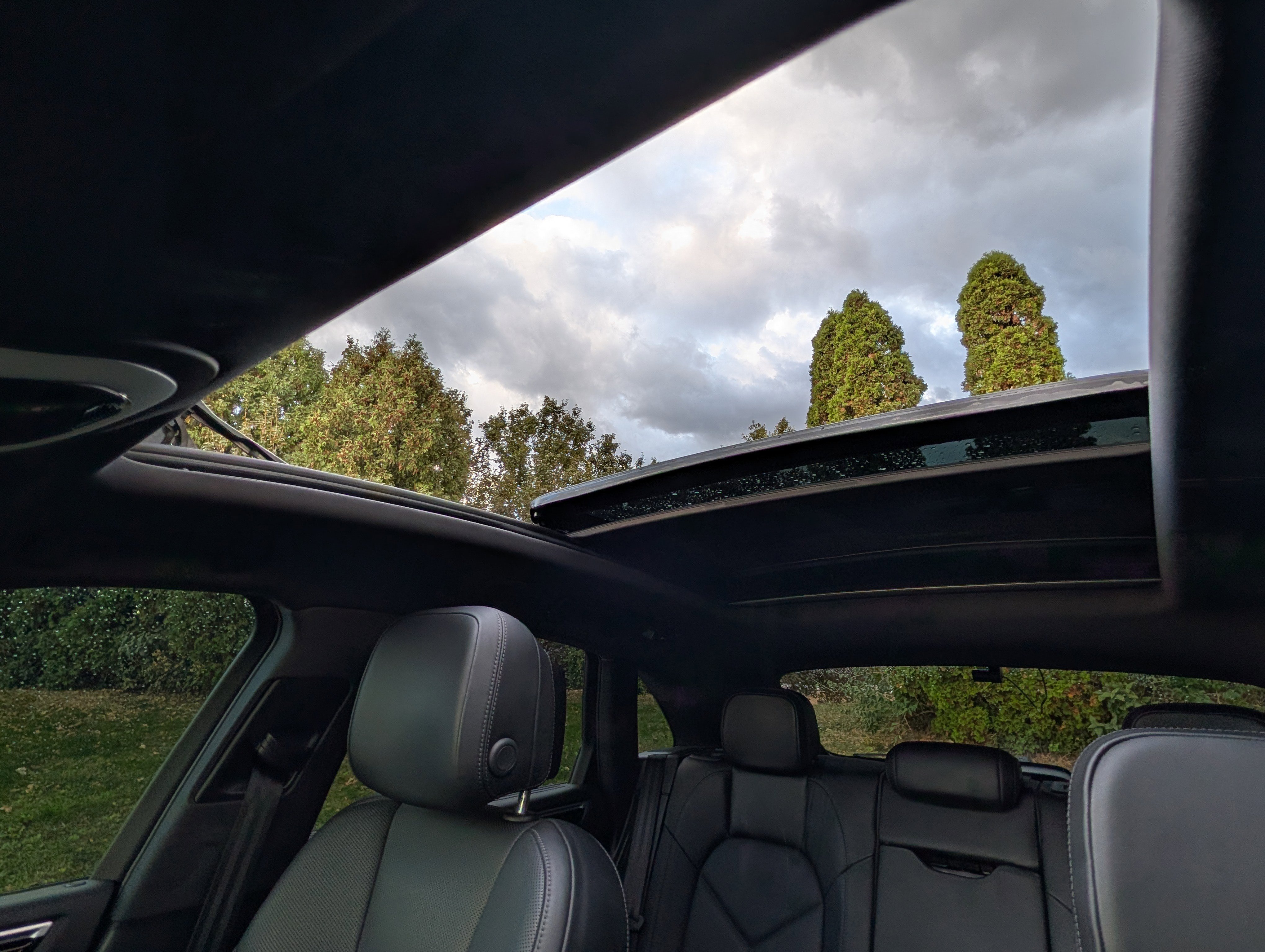 Used 2020 Porsche Macan S image 27