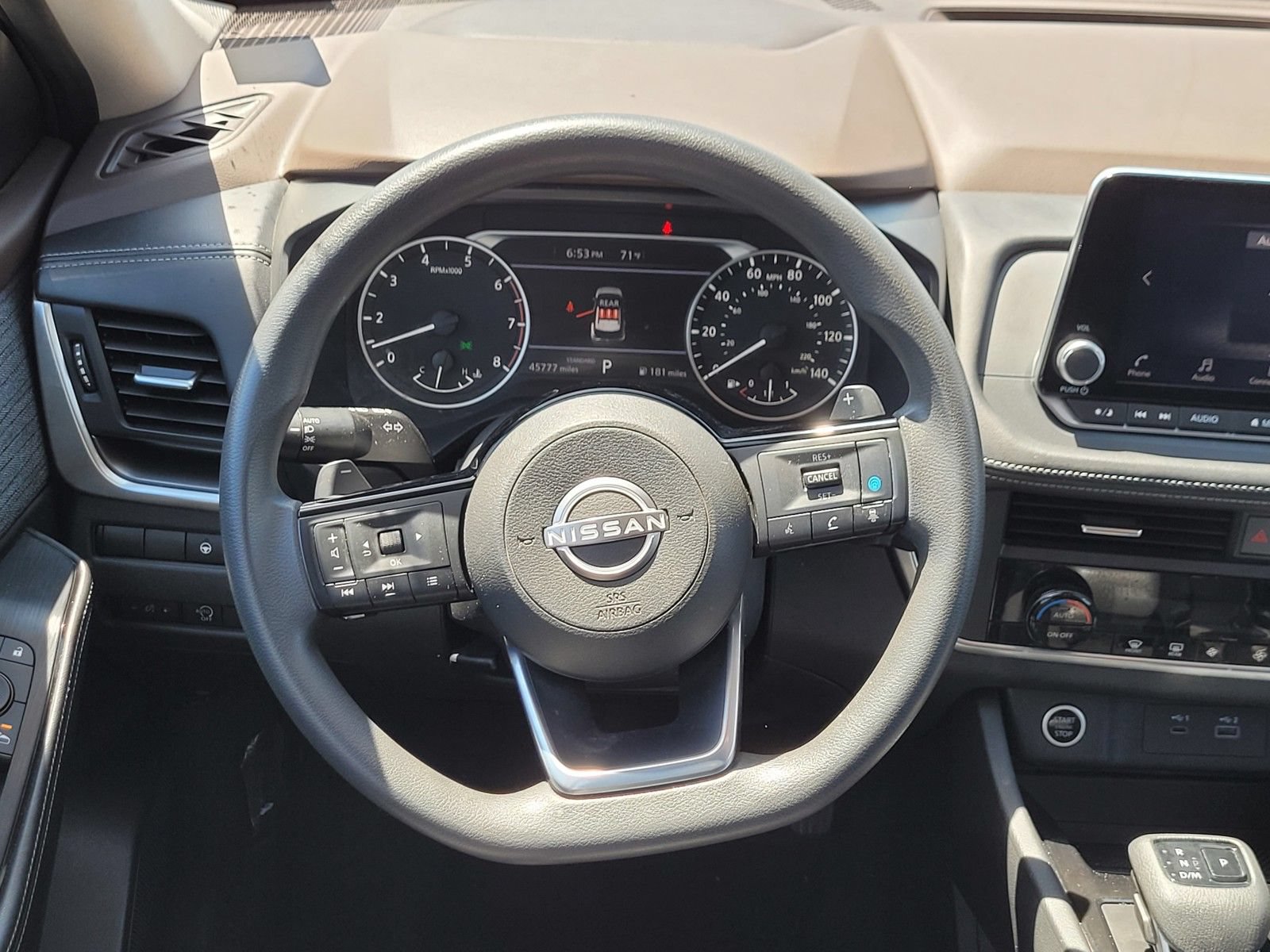 Used 2023 Nissan Rogue SV FWD image 12