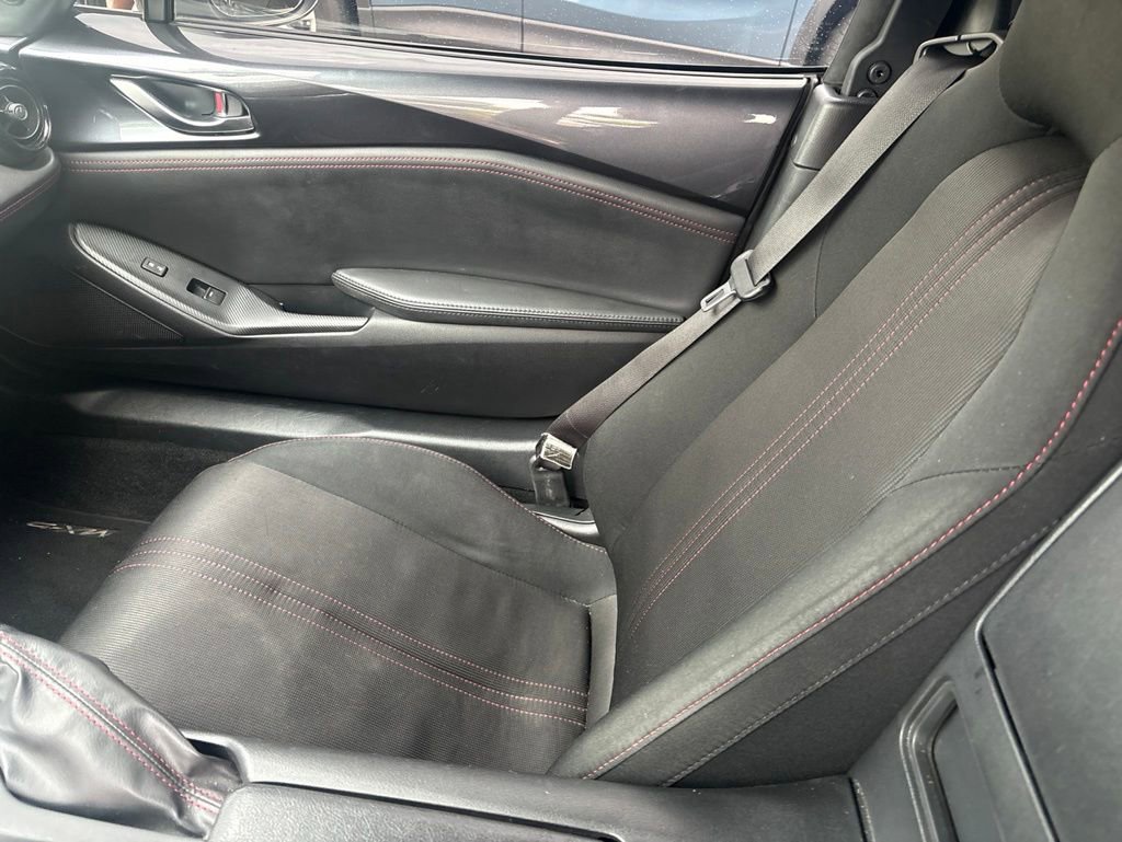 Used 2016 MAZDA MX-5 Miata Club RWD image 3