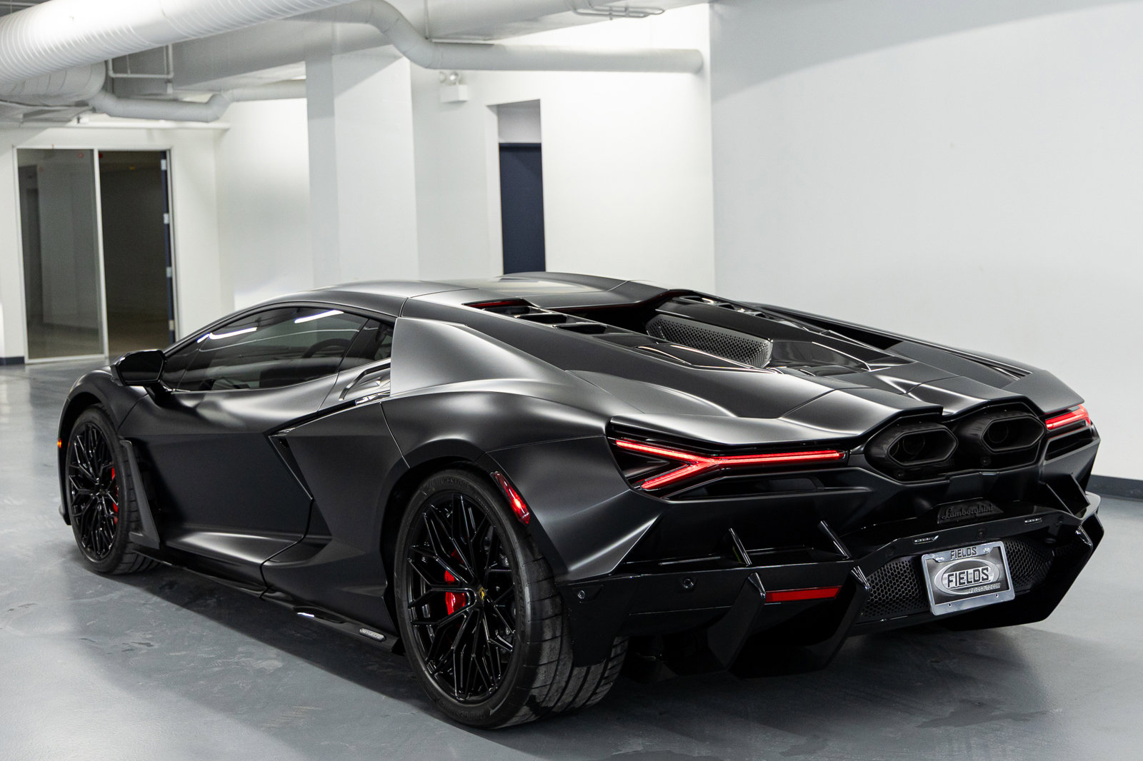 Used 2024 Lamborghini Revuelto image 7