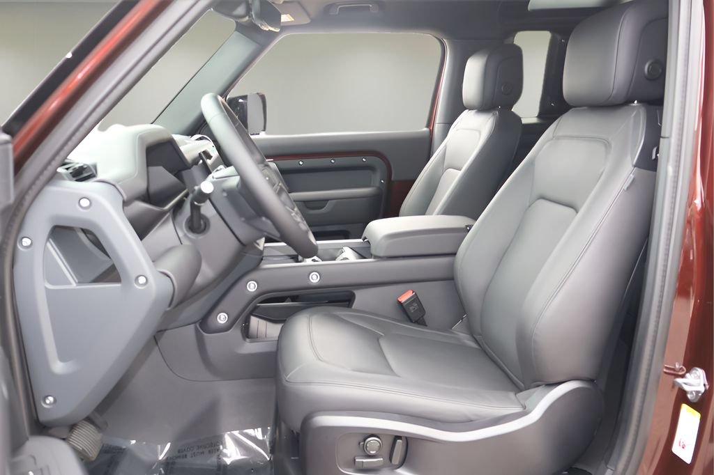 New 2026 Land Rover Defender 90 X-Dynamic SE AWD/4WD image 11