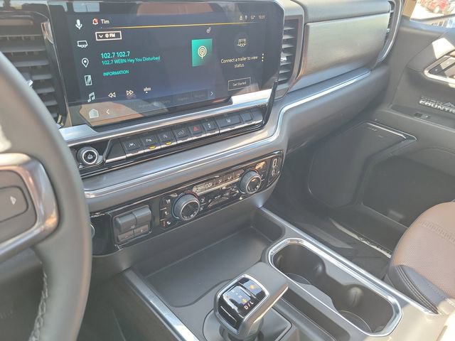 Used 2025 Chevrolet Silverado 1500 High Country AWD/4WD image 17