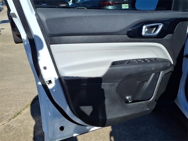 Used 2024 Jeep Compass Limited image 20