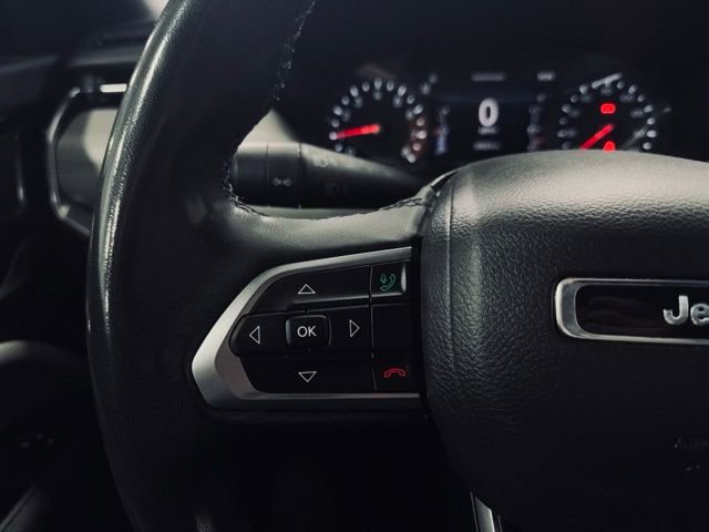 Used 2024 Jeep Compass Limited image 23