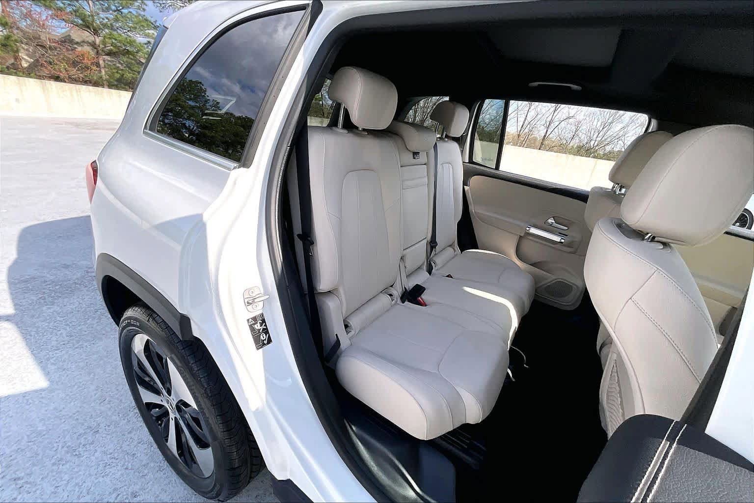 Used 2025 Mercedes-Benz GLB 250 image 19