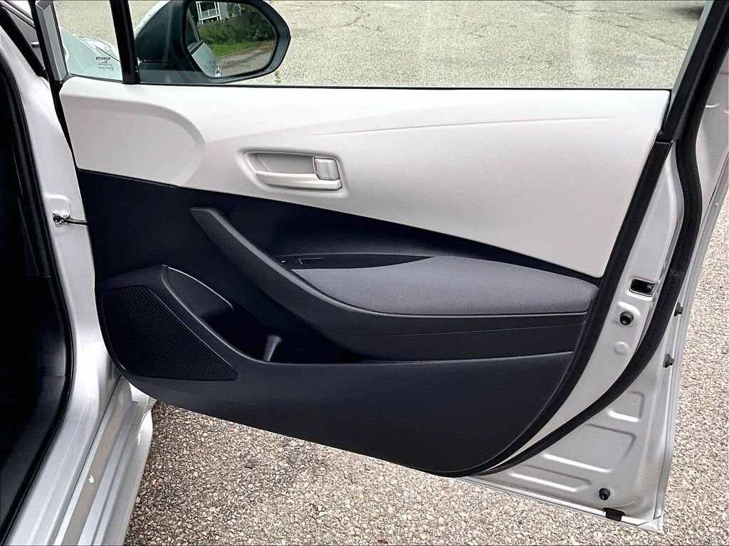 Certified 2023 Toyota Corolla LE FWD image 12