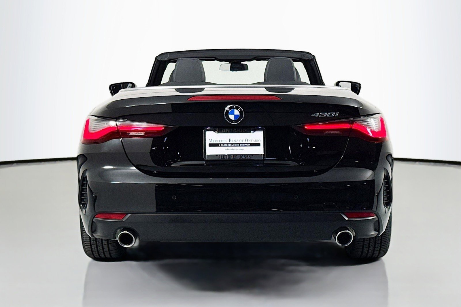 Used 2023 BMW 430i Convertible w/ Convenience Package image 5