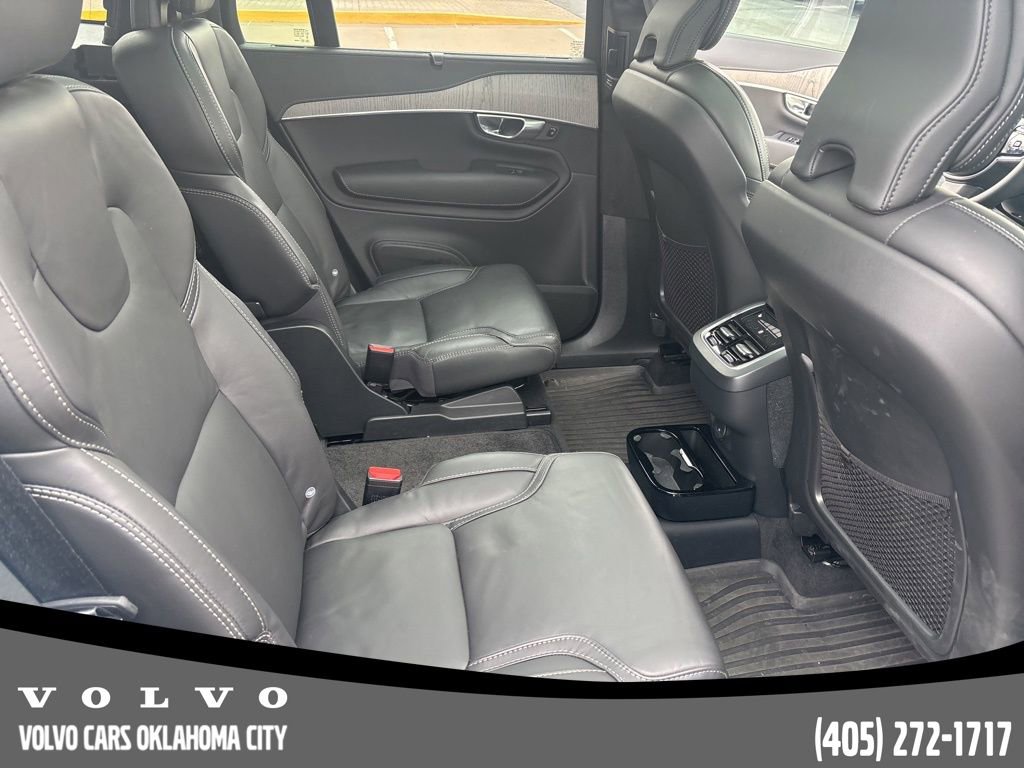Certified 2025 Volvo XC90 B6 Ultra w/ Lounge Package image 24