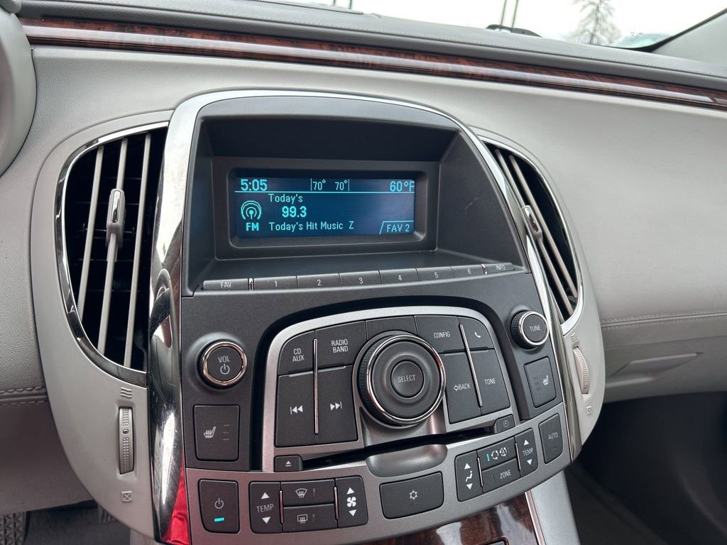 Used 2011 Buick LaCrosse CXL image 19