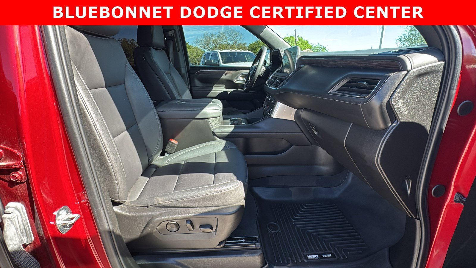 Used 2024 Chevrolet Tahoe Z71 w/ Luxury Package image 28