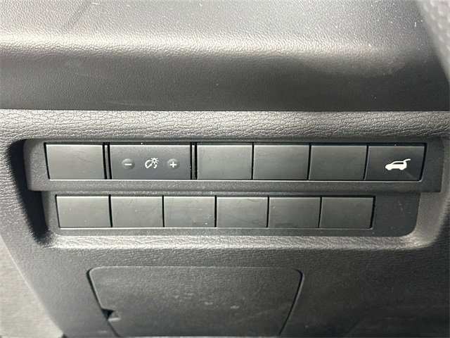 Used 2024 Mitsubishi Outlander SE image 22