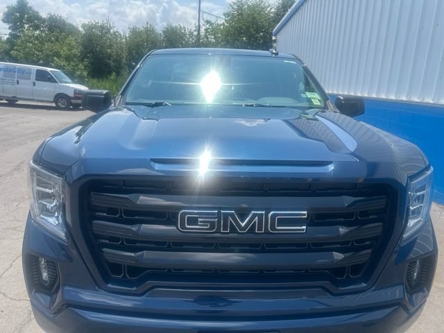 Used 2020 GMC Sierra 1500 Elevation w/ Elevation Convenience Package AWD/4WD image 3