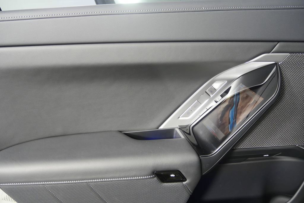 Certified 2025 BMW i7 eDrive50 image 14