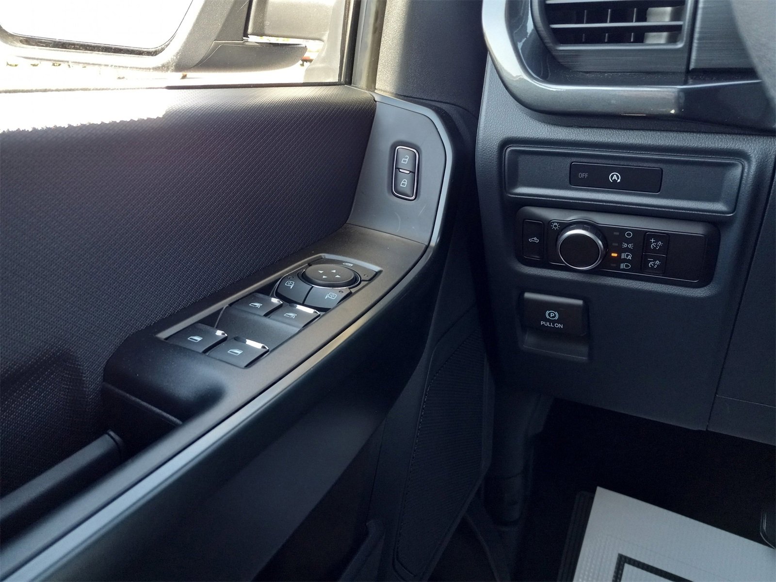 New 2025 Ford F150 STX image 24