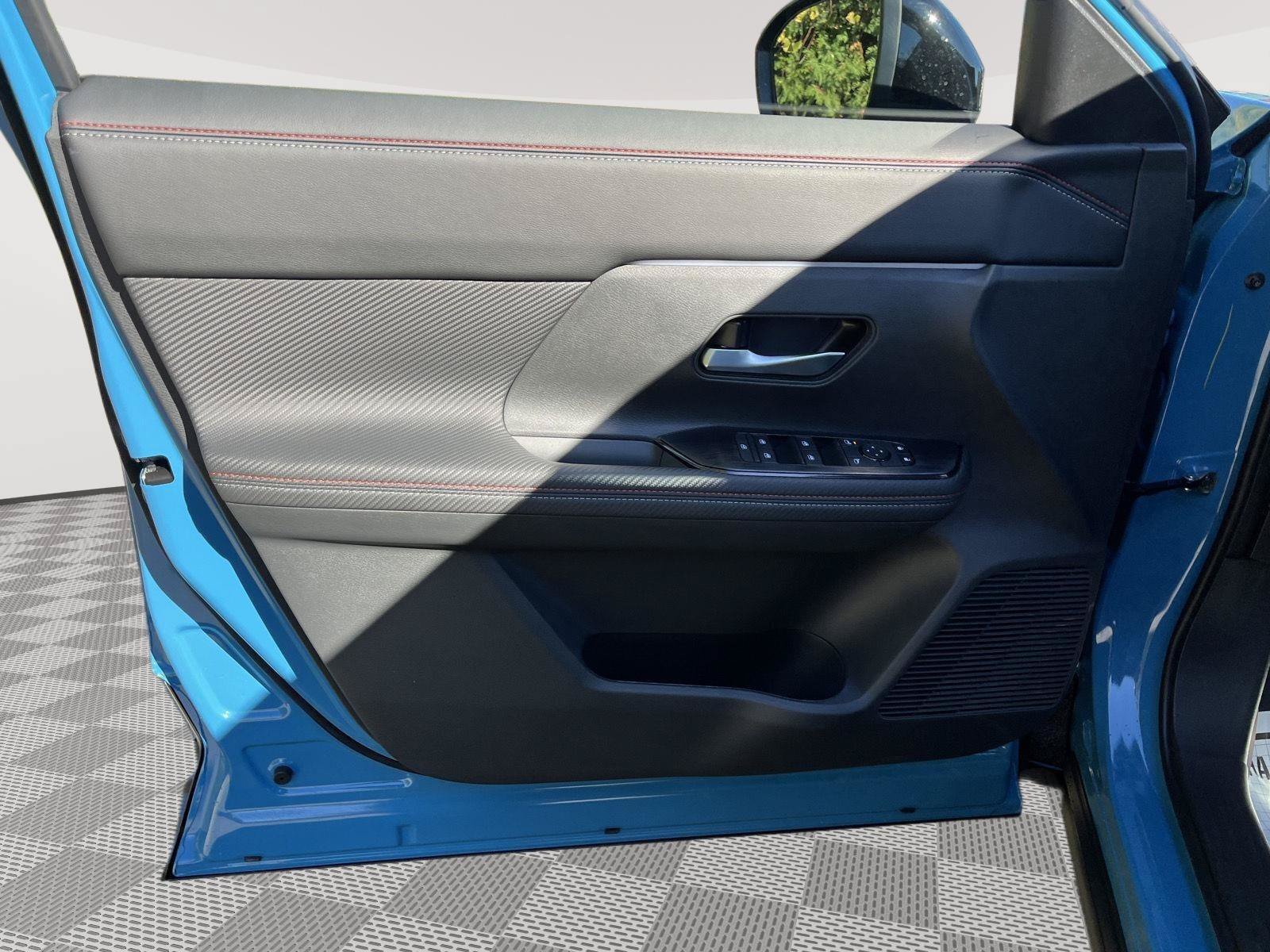 New 2027 Nissan Kicks SR AWD/4WD image 18