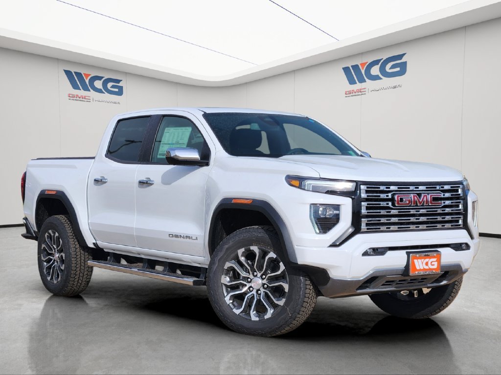 New 2026 GMC Canyon Denali AWD/4WD image 2