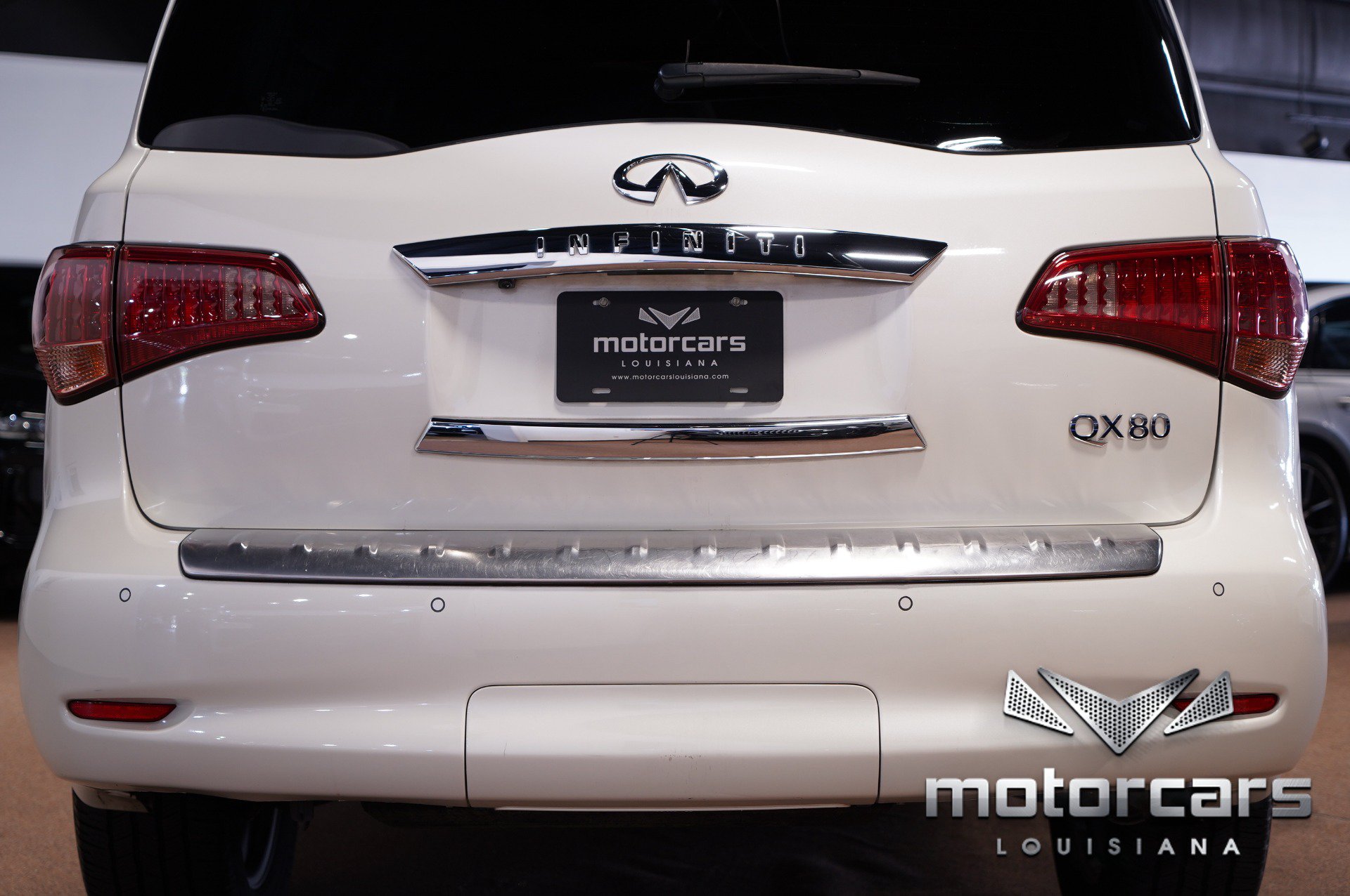 Used 2017 INFINITI QX80 2WD w/ Deluxe Technology Package image 15