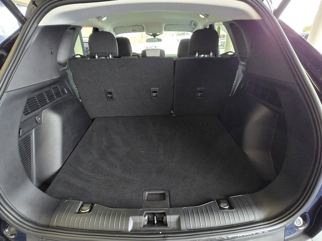 Used 2023 Ford Escape Active w/ Tech Pack #2 AWD/4WD image 8