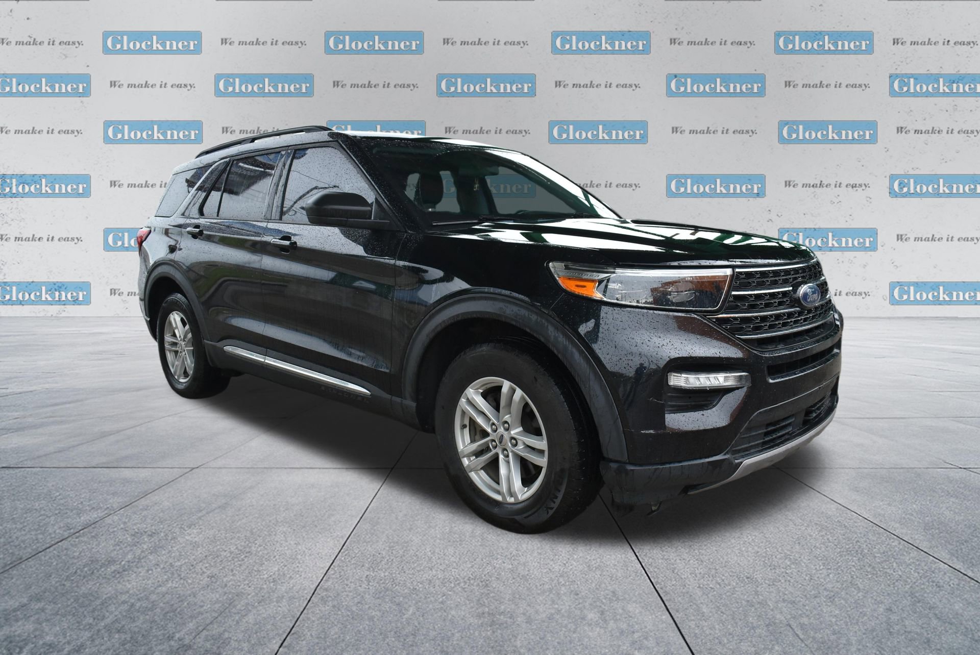 Used 2020 Ford Explorer XLT w/ Equipment Group 202A AWD/4WD image 3